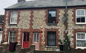 Boutique Home Near Chichester Centre